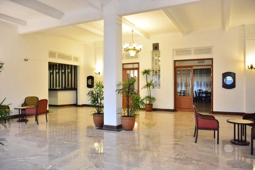 Shalimar Hotel Kolombo Bagian luar foto